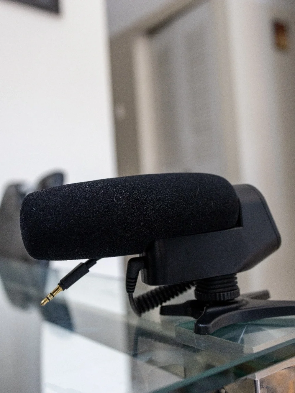 Movo VXR700 Black Shotgun Microphone